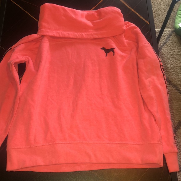 PINK - Picture 2 of 4